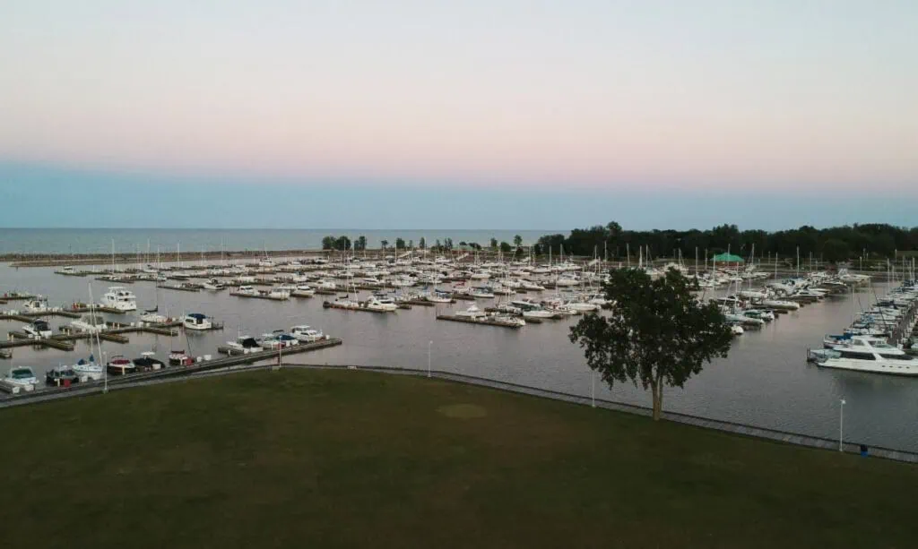 Winthrop Harbor Marina in Limbo