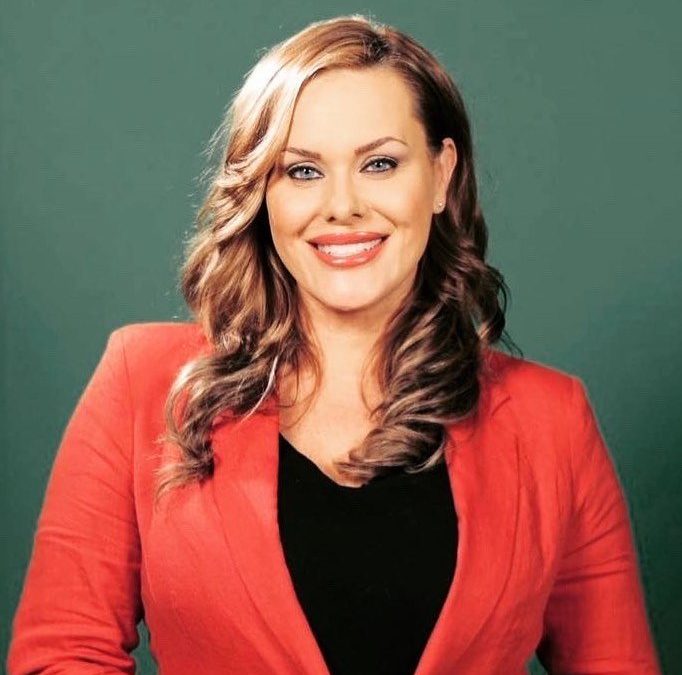 Jenna Gloeb: From Acting to Controversial Reporting in Minnesota